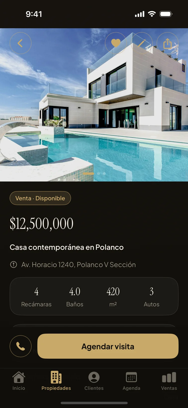 Detalle de propiedad con carrusel de fotos, características y botón de agendar visita